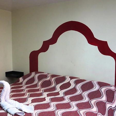 Hotel June Puebla Chambre photo